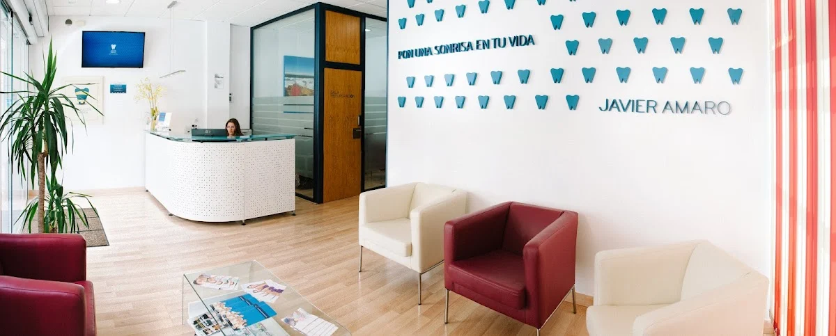 Dr Javier Amaro clinica dental - 2