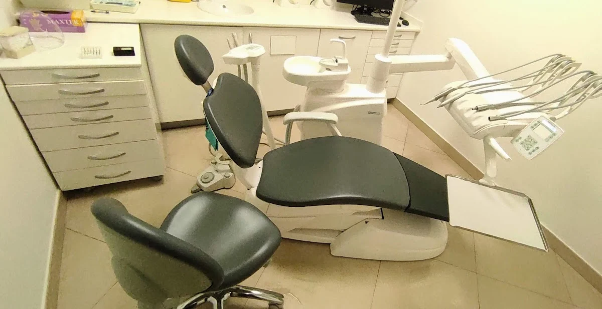 Dr. Pedroza Centro Odontológico - 2