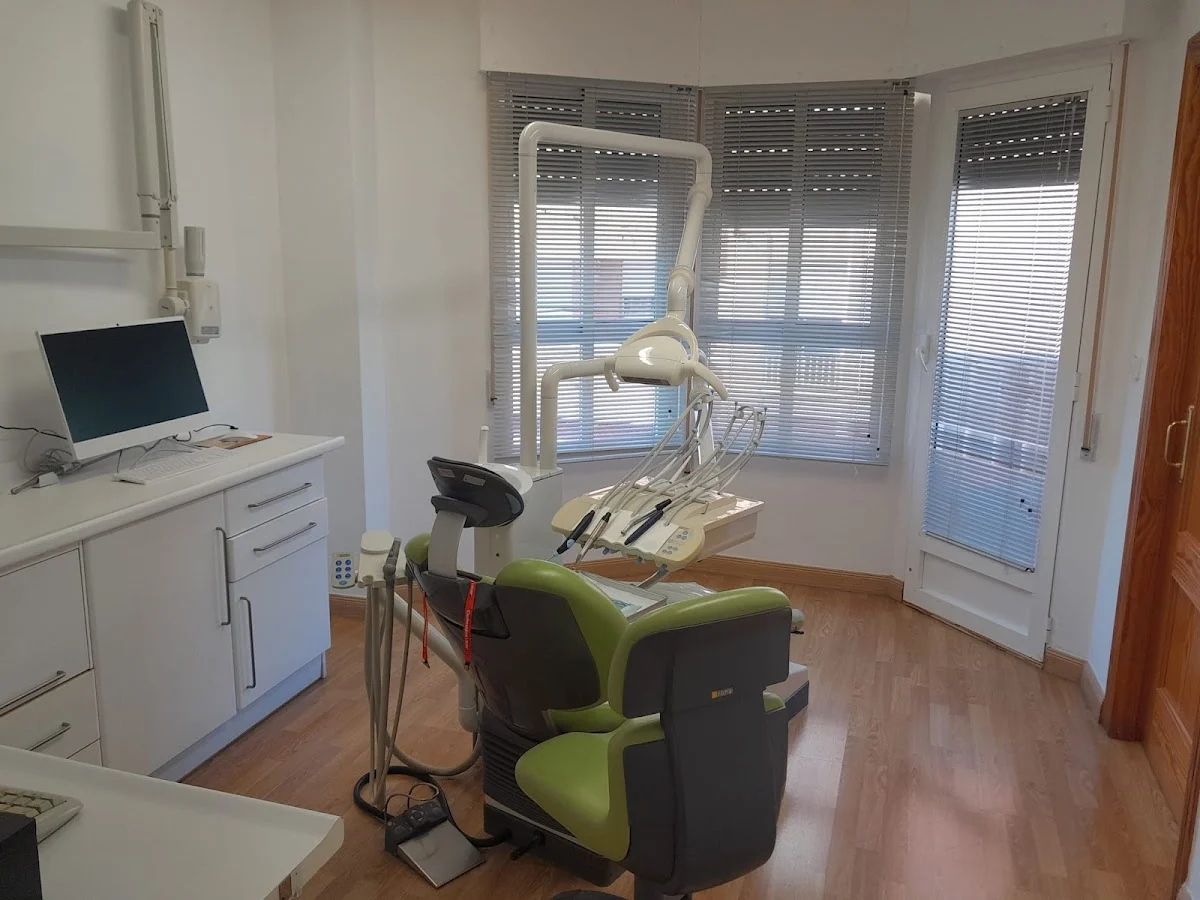 DTC ORAL CENTRO ODONTOLOGICO - 2