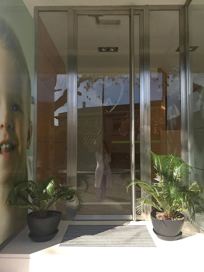 EDENTIS, CLÍNICAS ODONTOLÓGICAS