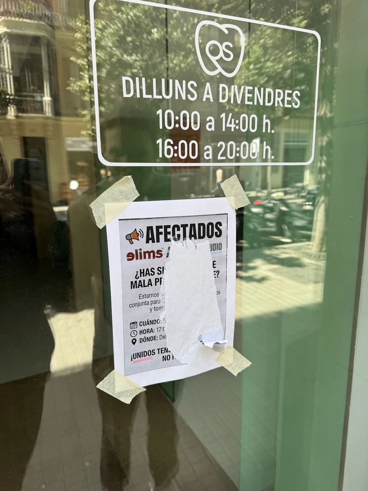 ELIMS - Clínica Dental Barcelona – Gran de Gràcia - 2