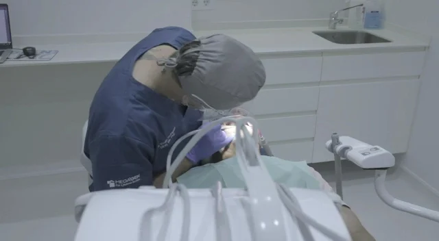 EMILIO RODRÍGUEZ ODONTOLOGÍA Clínica Dental - 2