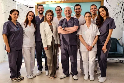 Gerardo Di Paolo · Periodoncia · Implantes · Estética dental