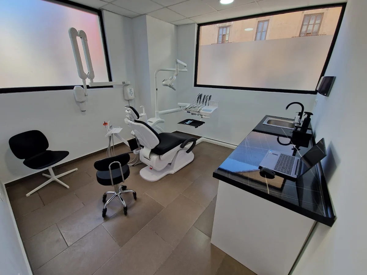 H2G Studio Dental