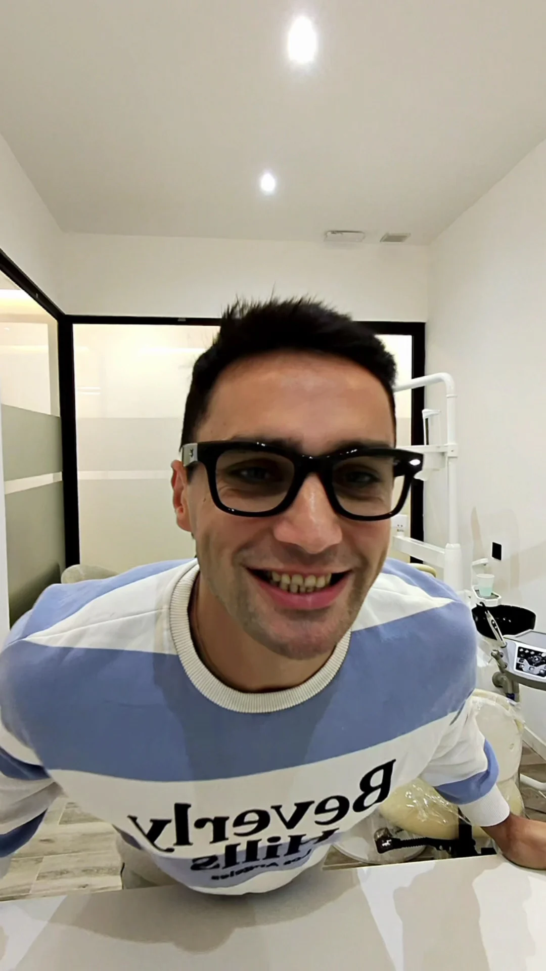 Harmony Clinic - Carillas Dentales Barcelona - Diseño de Sonrisa - 3