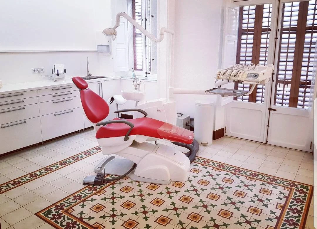 Ibiza Dental Implants and Facial Aesthetics - 2