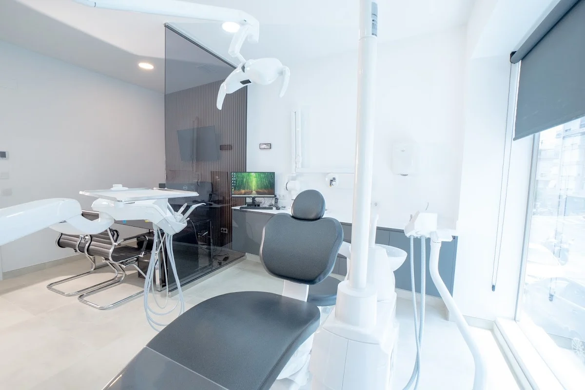 Instituto Dental Mediterráneo Calpe - 2