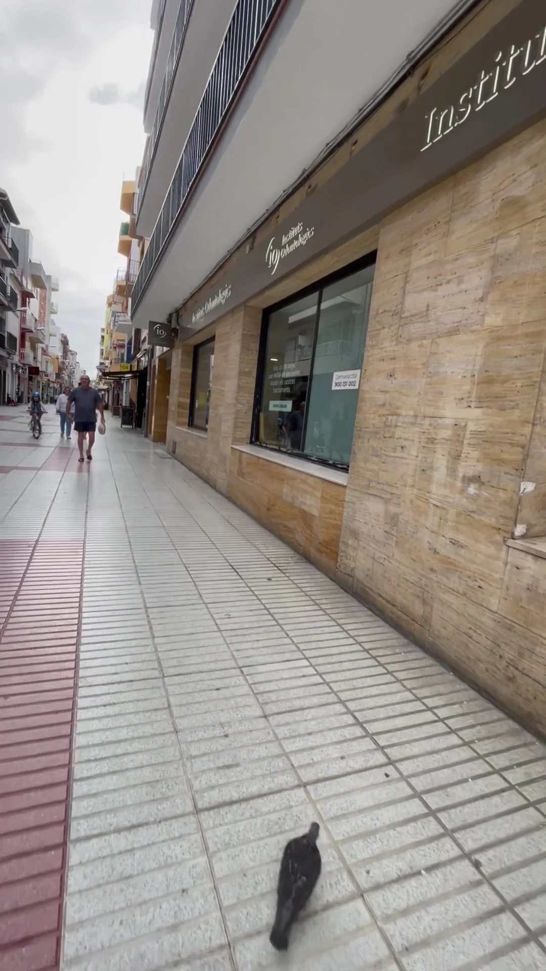 Instituts Odontològics - Clínica Dental Calella - 3