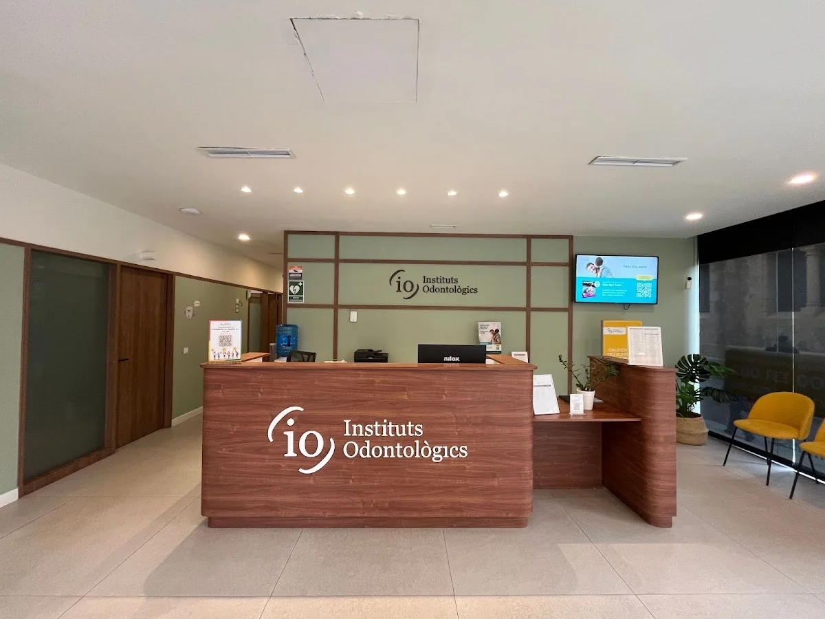 Instituts Odontològics - Clínica Dental Reus - 3