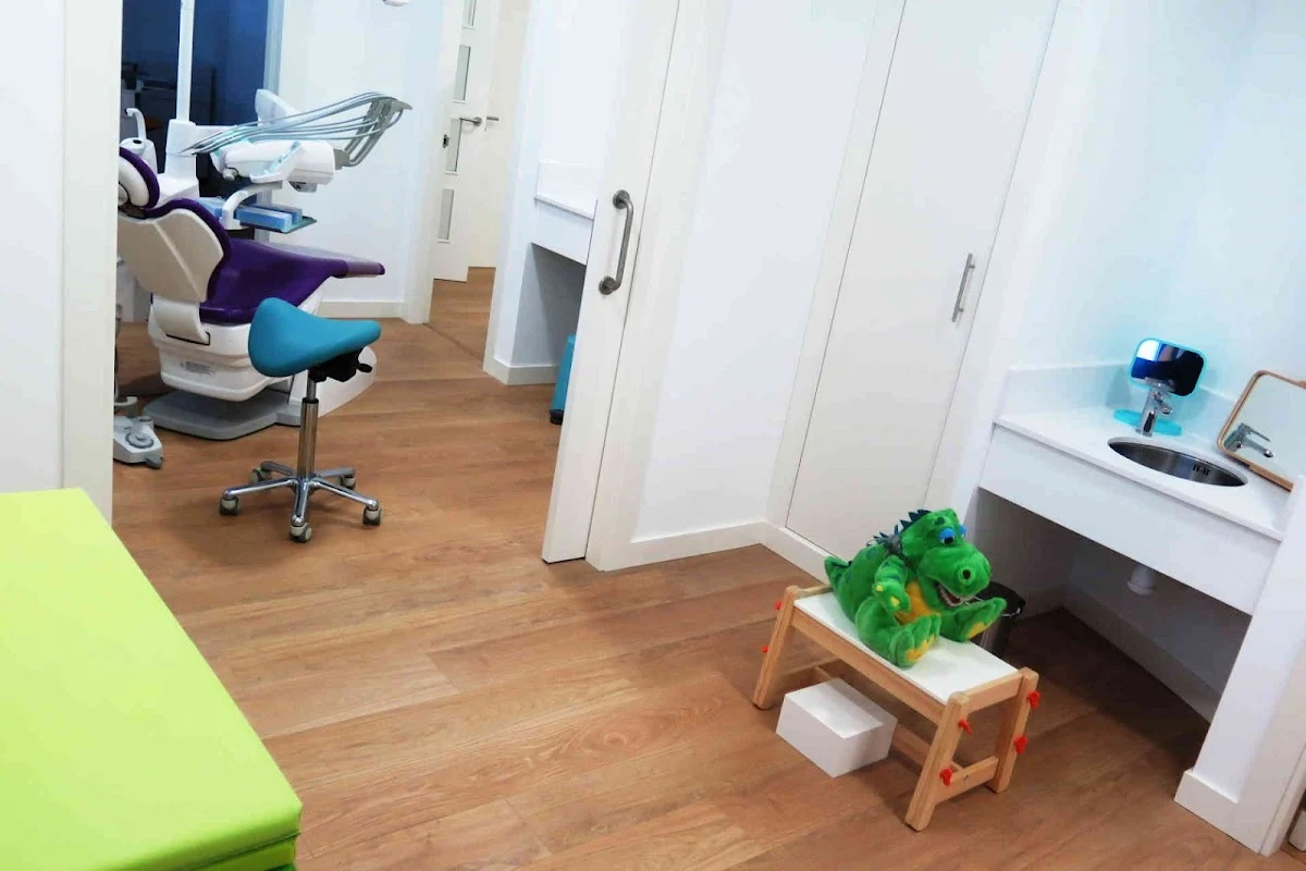 La Doctora Allegue y los Dentihéroes - 2