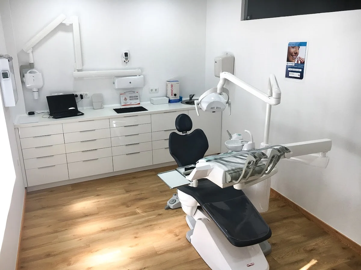 Martínez Avilés Clínica Dental - 2