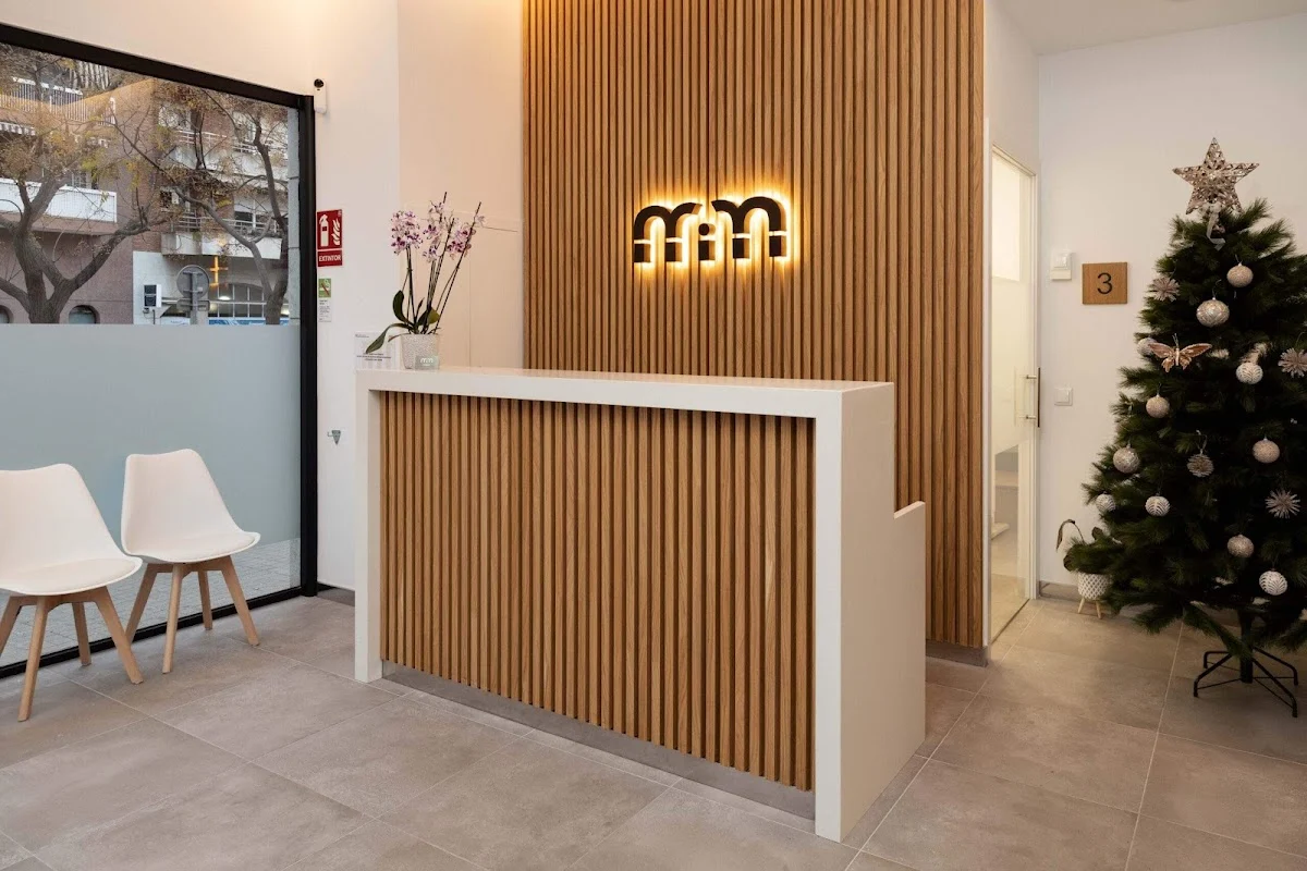 Mima Centre Dental - 2