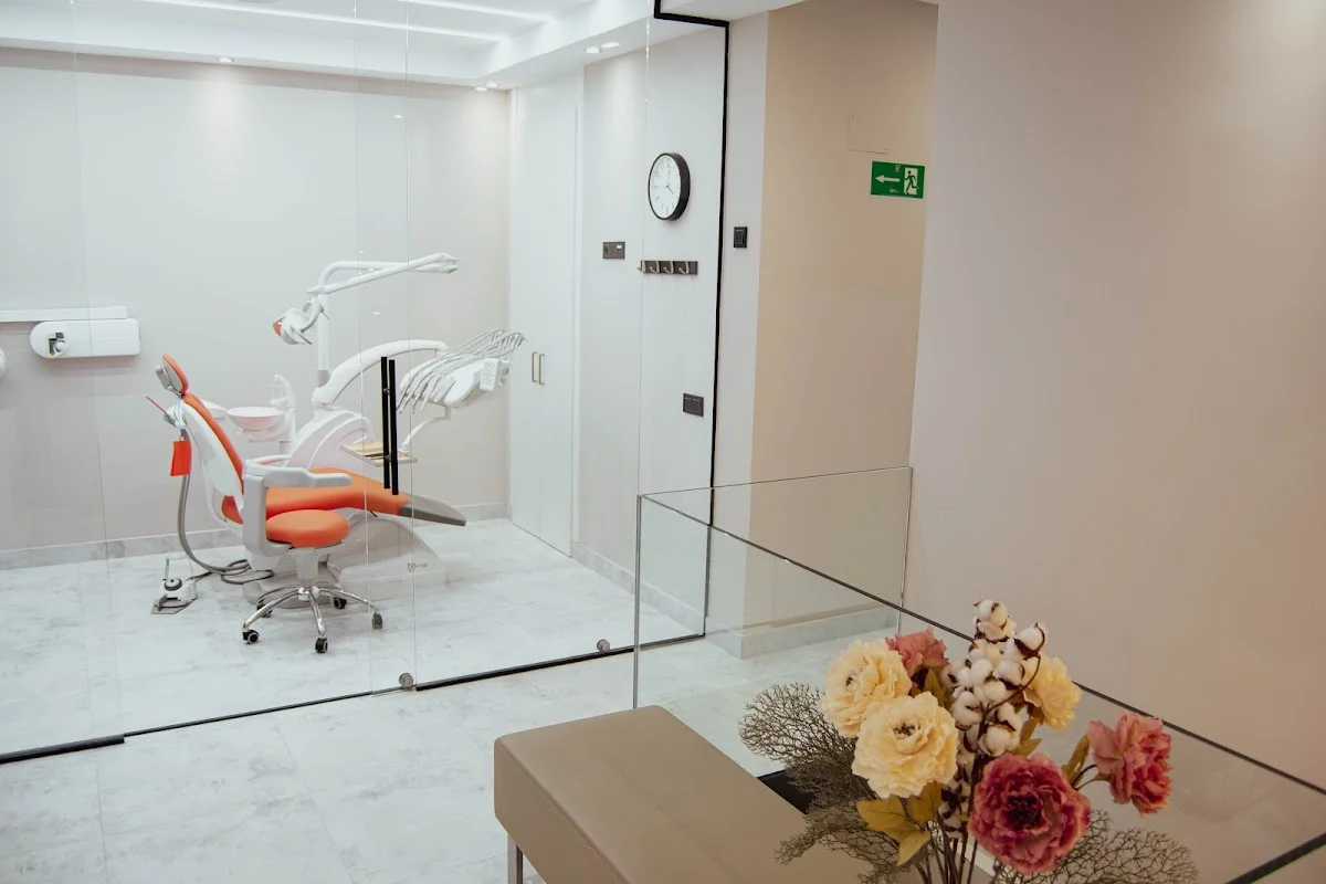 Niro Clínica Dental - 2