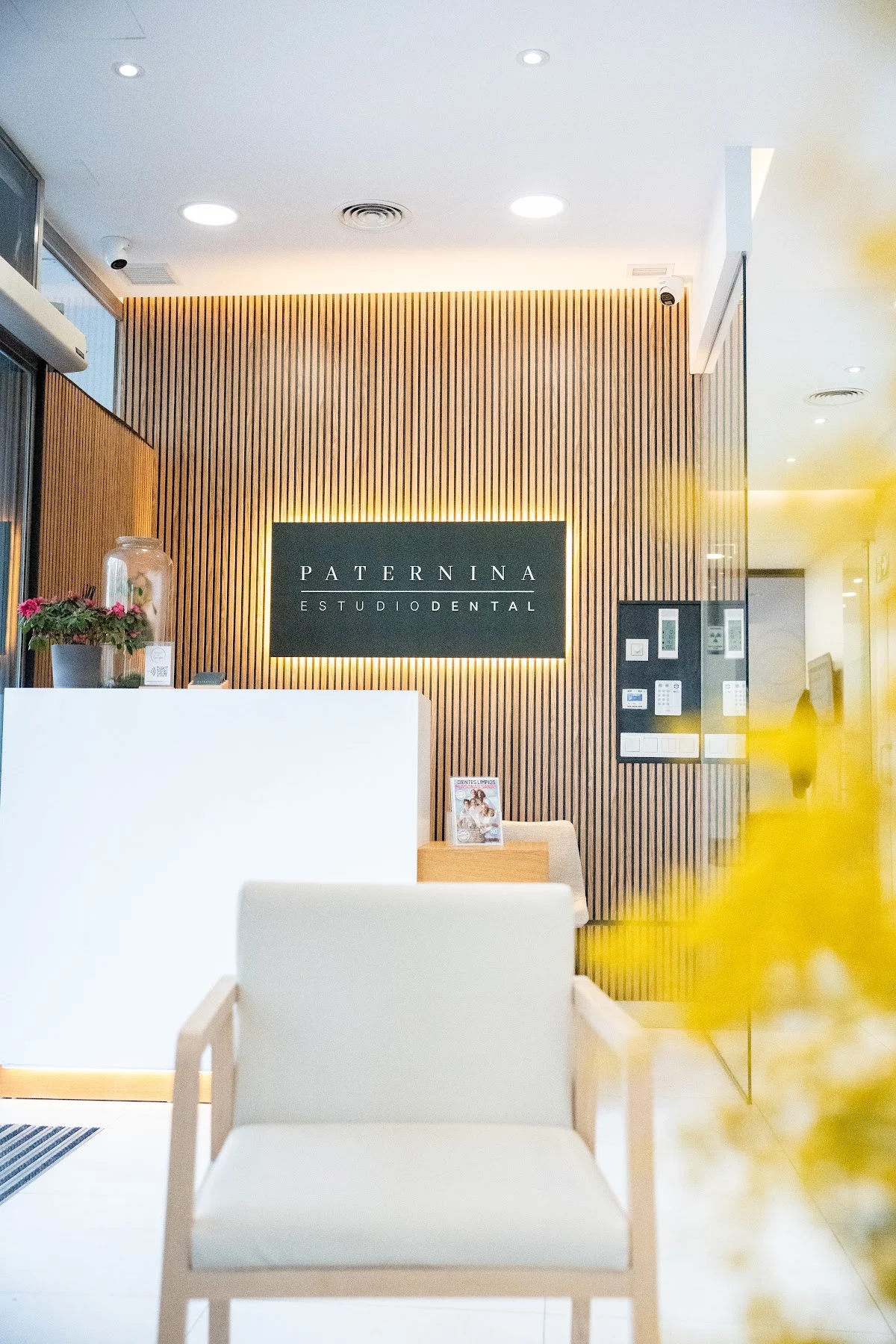 PATERNINA • Estudio Dental - 2
