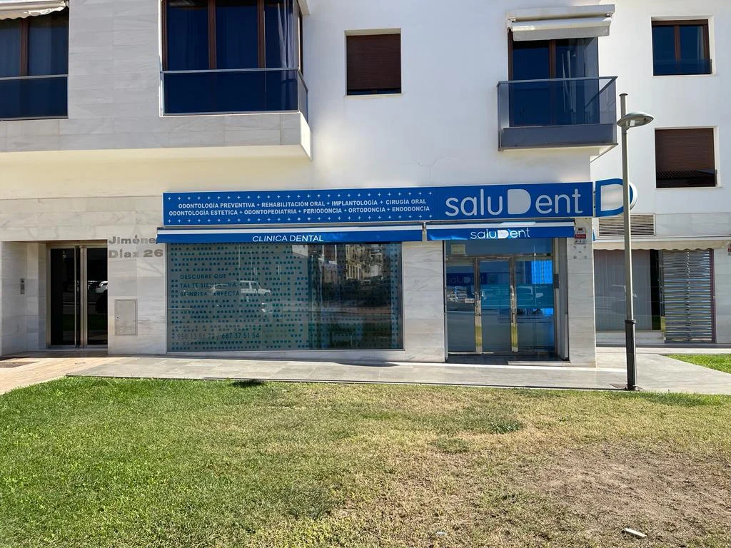 SaluDent Clinica Dental - 2