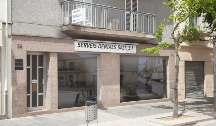Serveis Dentals Salt, S.L.