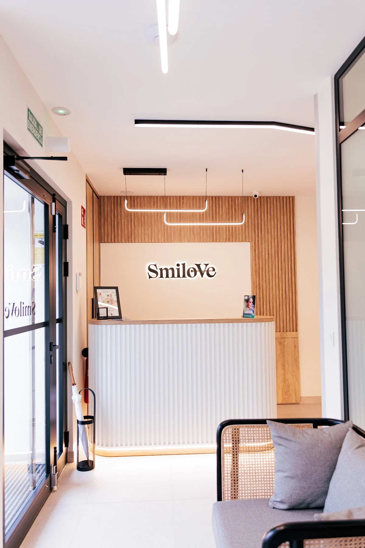 Smilove Dental - 2