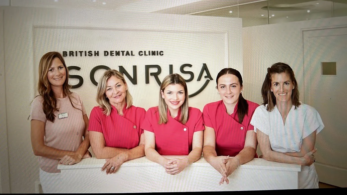 Sonrisa British Dental Clinic