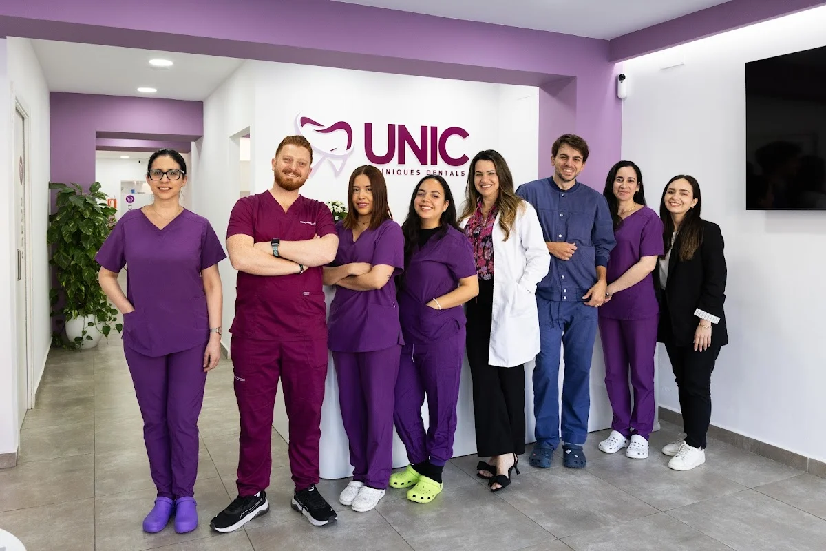 UNIC Clínicas Dentales – Poble Sec