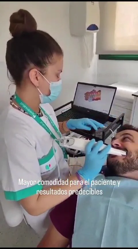 Unidad Dental y Maxilofacial - Clínica Marta Vallés - 2