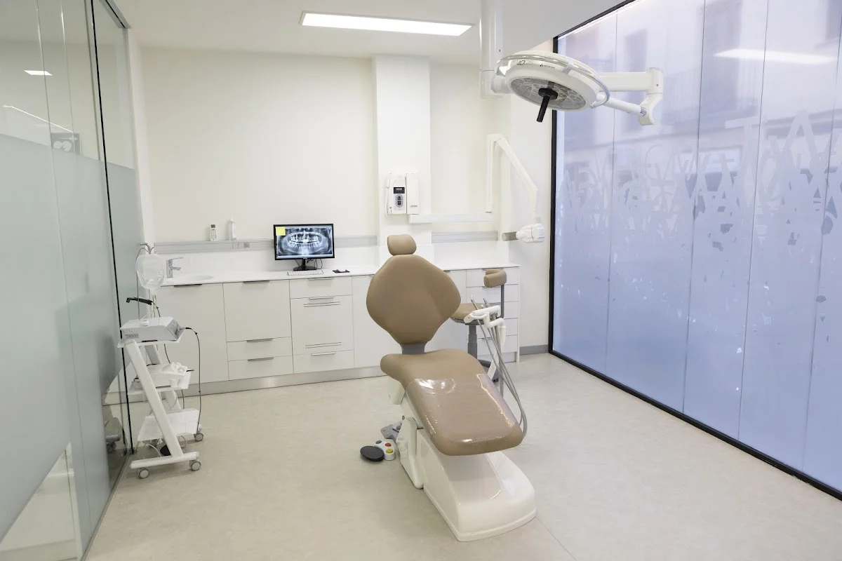 Vericat Implantología Dental Inmediata Alcoi - 2