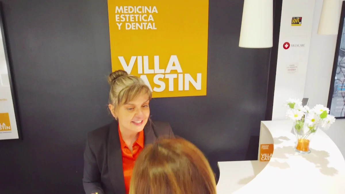 VILLACASTÍN - Clínica Dental y Medicina Estética - Implantes - Ortodoncia invisible - Carillas - Botox - Depilación láser - 3
