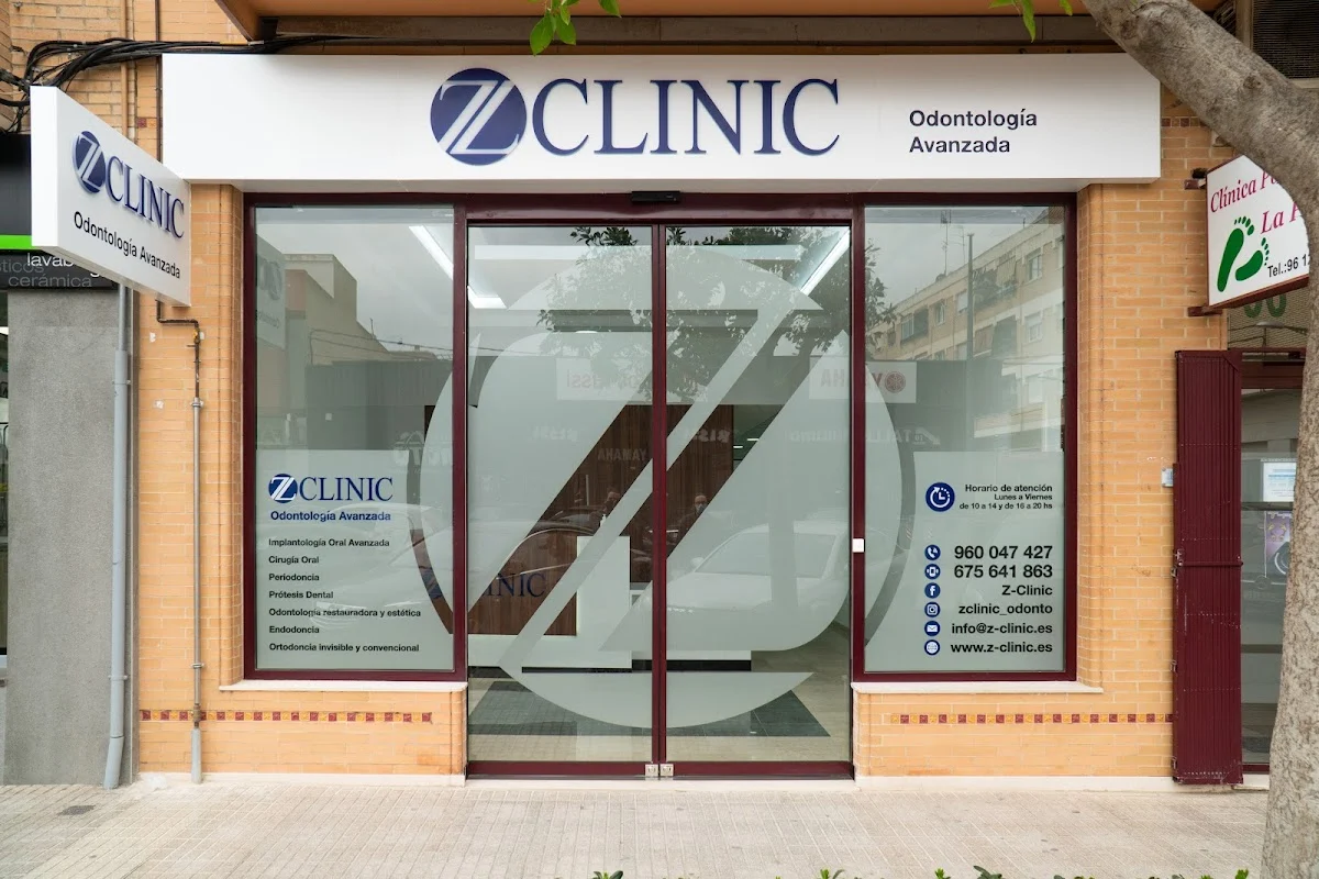 Z-CLINIC ODONTOLOGÍA AVANZADA